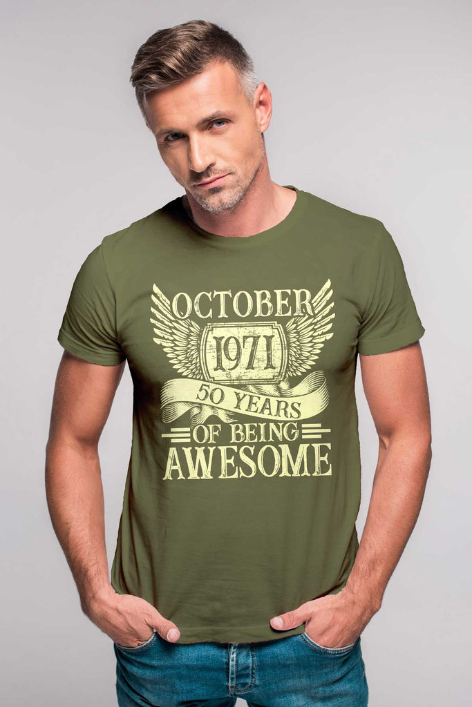 Aniversarea a 50 de ani octombrie 19.9071 - pentru jubilee de 18, 20, 30, 40, 50 - tricou, bluză sau hanorac. liratech.ro 18, 20, 30, 40 și 50 de ani: disponibile și cu mânecă lunga.