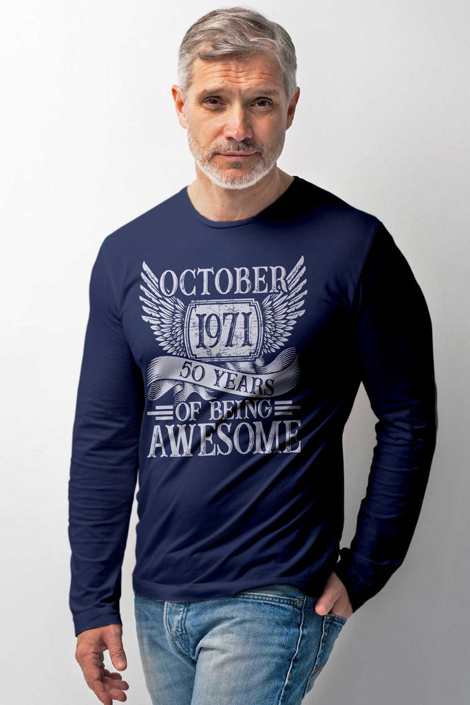 Aniversarea a 50 de ani octombrie 19.9071 - pentru jubilee de 18, 20, 30, 40, 50 - tricou, bluză sau hanorac. liratech.ro 18, 20, 30, 40 și 50 de ani: disponibile și cu mânecă lunga.